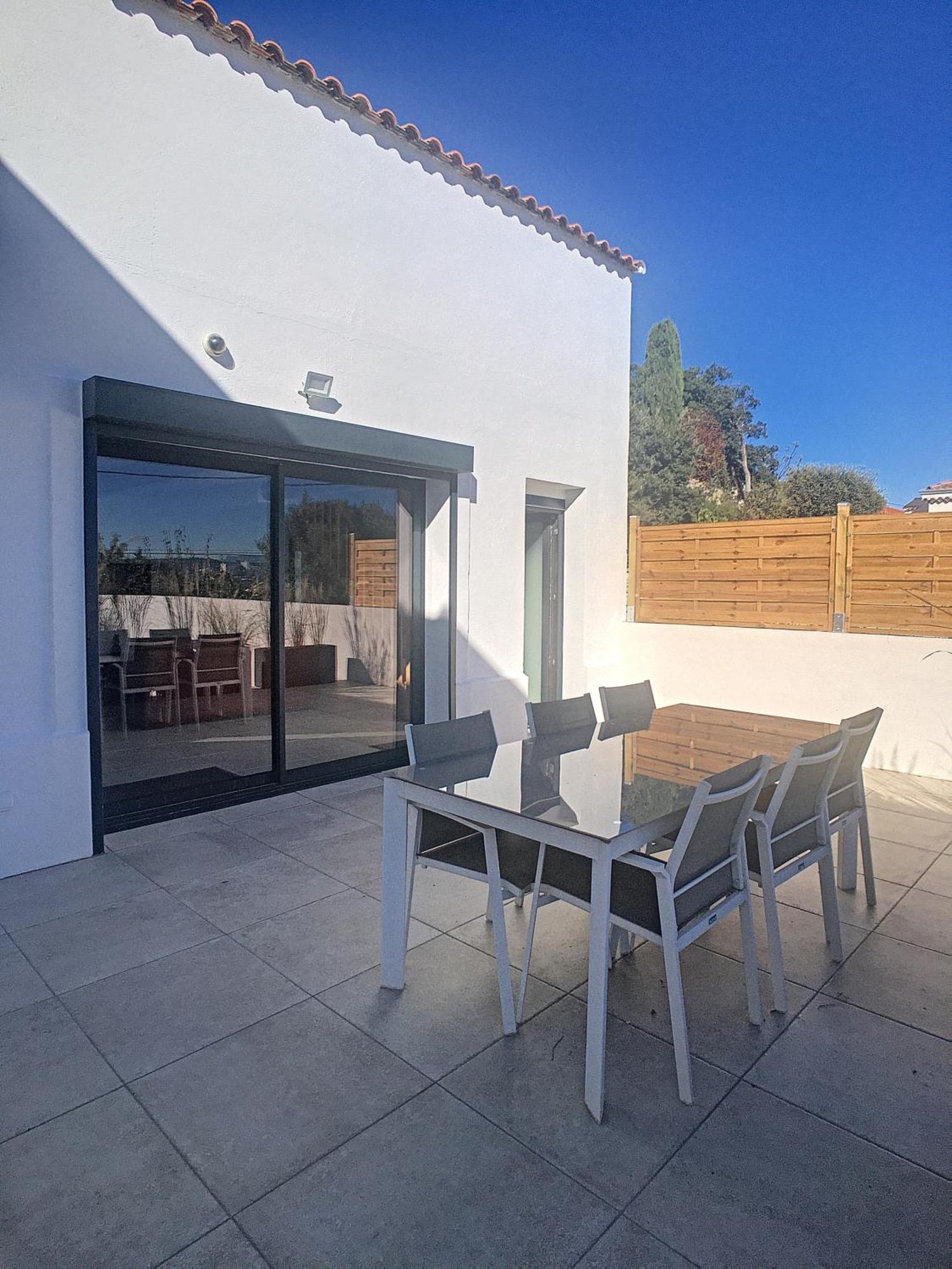 Holiday home La Parenthese Maison T3 Au Calme Avec Parking Gratuit Les Pennes-Mirabeau